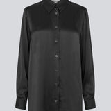 Black long sleeveless shirt in satin. LucillaMD long dress has a v-neck and a scarf at the neck.

