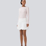 Short skirt in white with a balloon effect. MargotMD poplin skirt has an invisible zipper on the side.&nbsp;