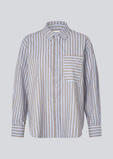 Classic shirt with an opening in the back and bow details. MilleMD stripe shirt has a oversize fit and a cuff with button closure.&nbsp;