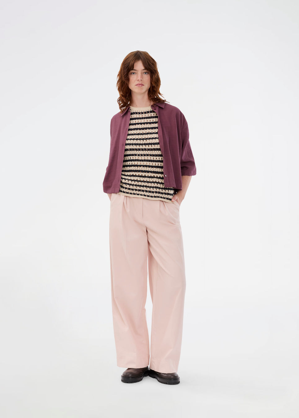 Sleeveless shirt in purple with button closure in EcoVero viscose. NickiMD SS shirt has a loose fit and gathers at the shoulder.