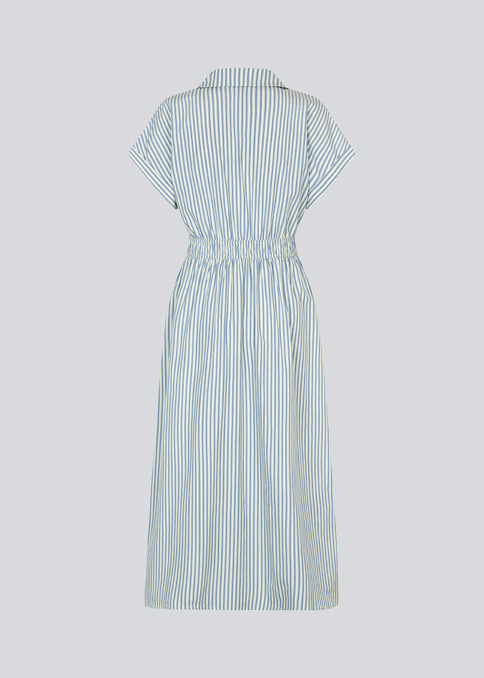 Short-sleeved dress with a v-neck and smock at the waist. NikkoMD dress has side pockets, a shirt collar, and a button closure in front.