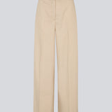 NormaMD pants in beige have a medium-high waist, zipper, side pockets, and paspoil pocket in the back.