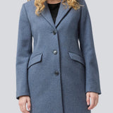 Beautiful, long wool coat. Pamela coat is closed by 3 big buttons at front and is waisted, which gives a feminine look. Because of the high content of wool you will be able to keep warm all through fall and the mild winters. The model is 176 cm and wears a size S/36