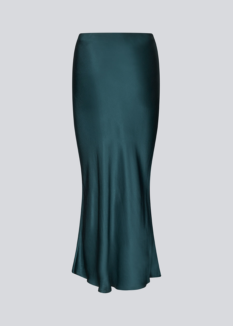 Green long wide satin skirt. Parveenmd skirt has an elastic waistband. The model is 175 cm and wears a size s/36.