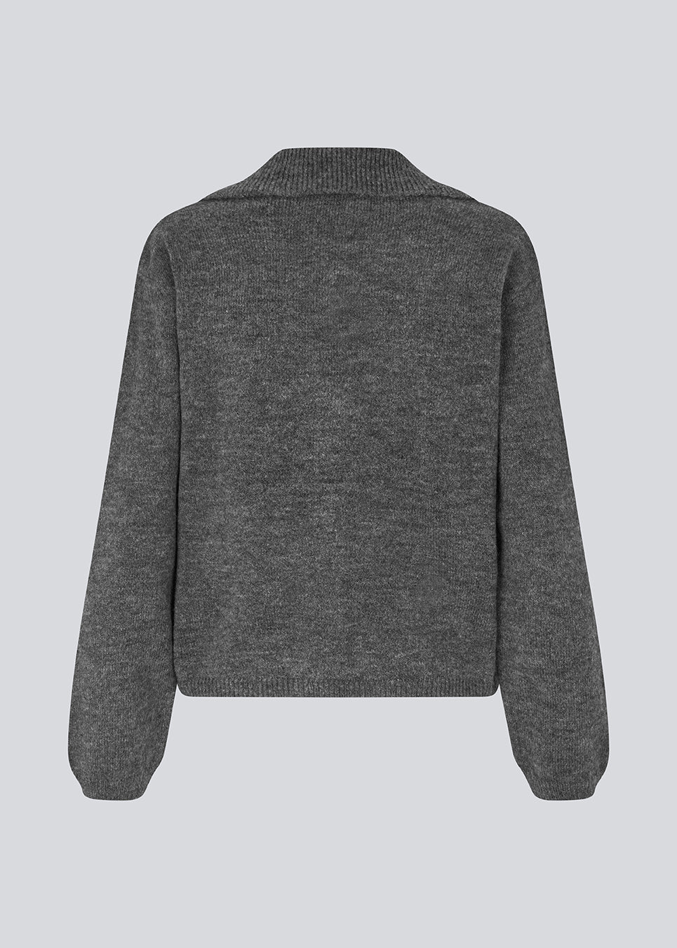 Grey soft knitted cardigan with a V-neck. Patrickmd cardigan has a loose fit and a collar.&nbsp;