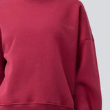 Sweatshirt in dark red with logo made in a cotton mixture. Paulamd sweat has a round neckline and ribbing at the sleeves and bottom. The model is 175 cm and wears a size s/36.
