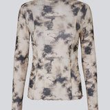 Long-sleeve top in a transparent material. Petrinamd print top is fitted and has a gathering detail at the side. The model is 175 cm and wears a size S/36.
