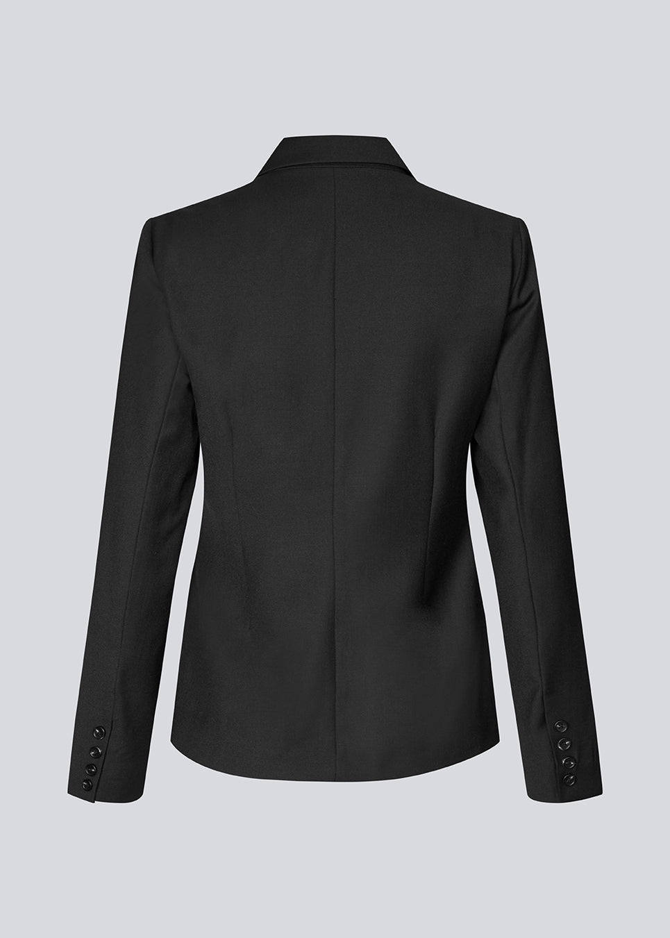 Slightly fitted blazer with a v-neck. Piloumd blazer has two front pockets and a slit at the sleeve with button closure.