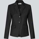 Slightly fitted blazer with a v-neck. Piloumd blazer has two front pockets and a slit at the sleeve with button closure.