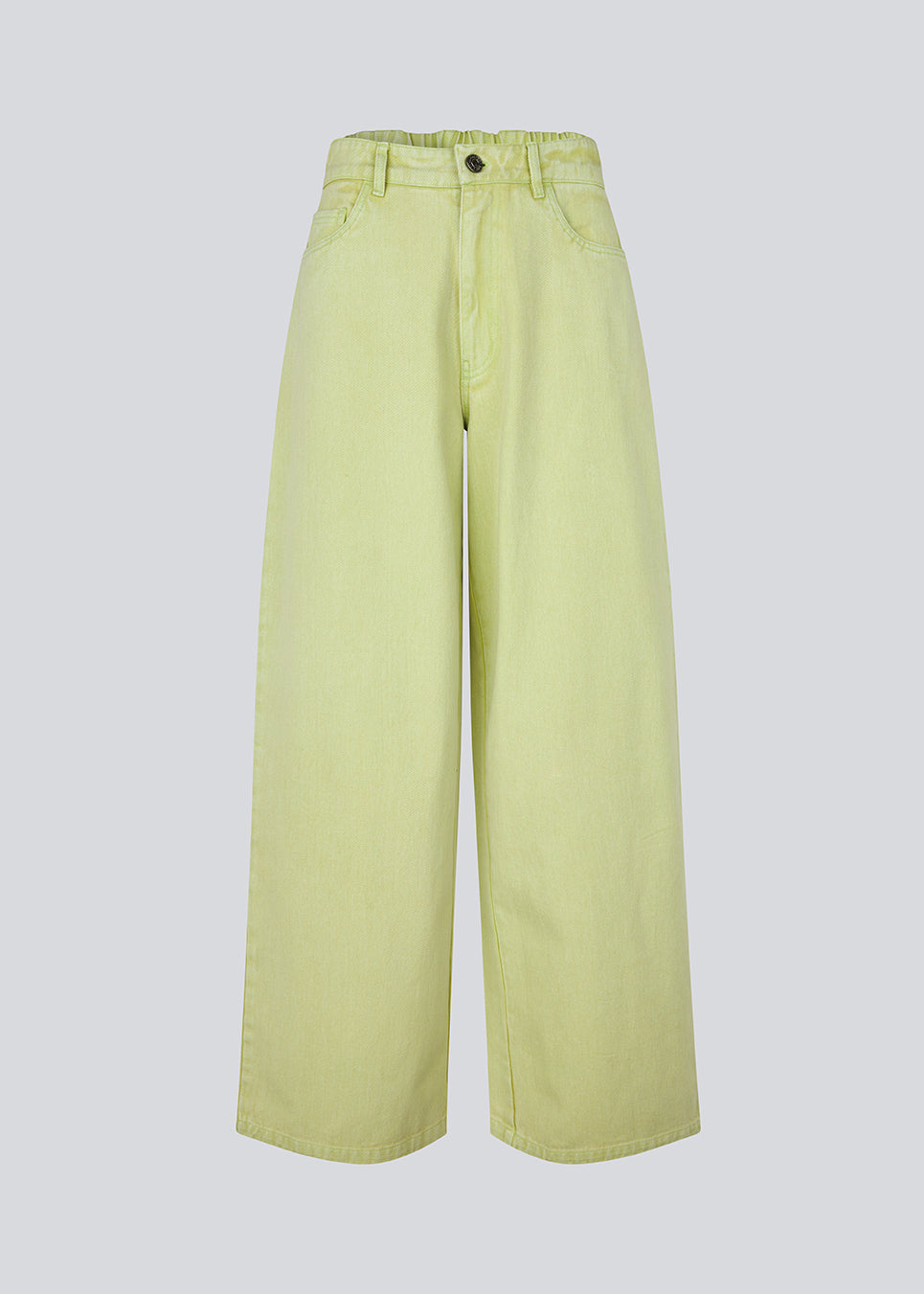 Wide-leg jeans in green cotton denim. Princessmd pants have a high waist with elastic and front and back pockets. The model is 175 cm and wears a size S/36.


