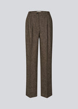 Wool trousers with wide legs. The Rockymd pants have a high waist, front pleats, and side pockets – a structured, classic pants with a timeless feel.