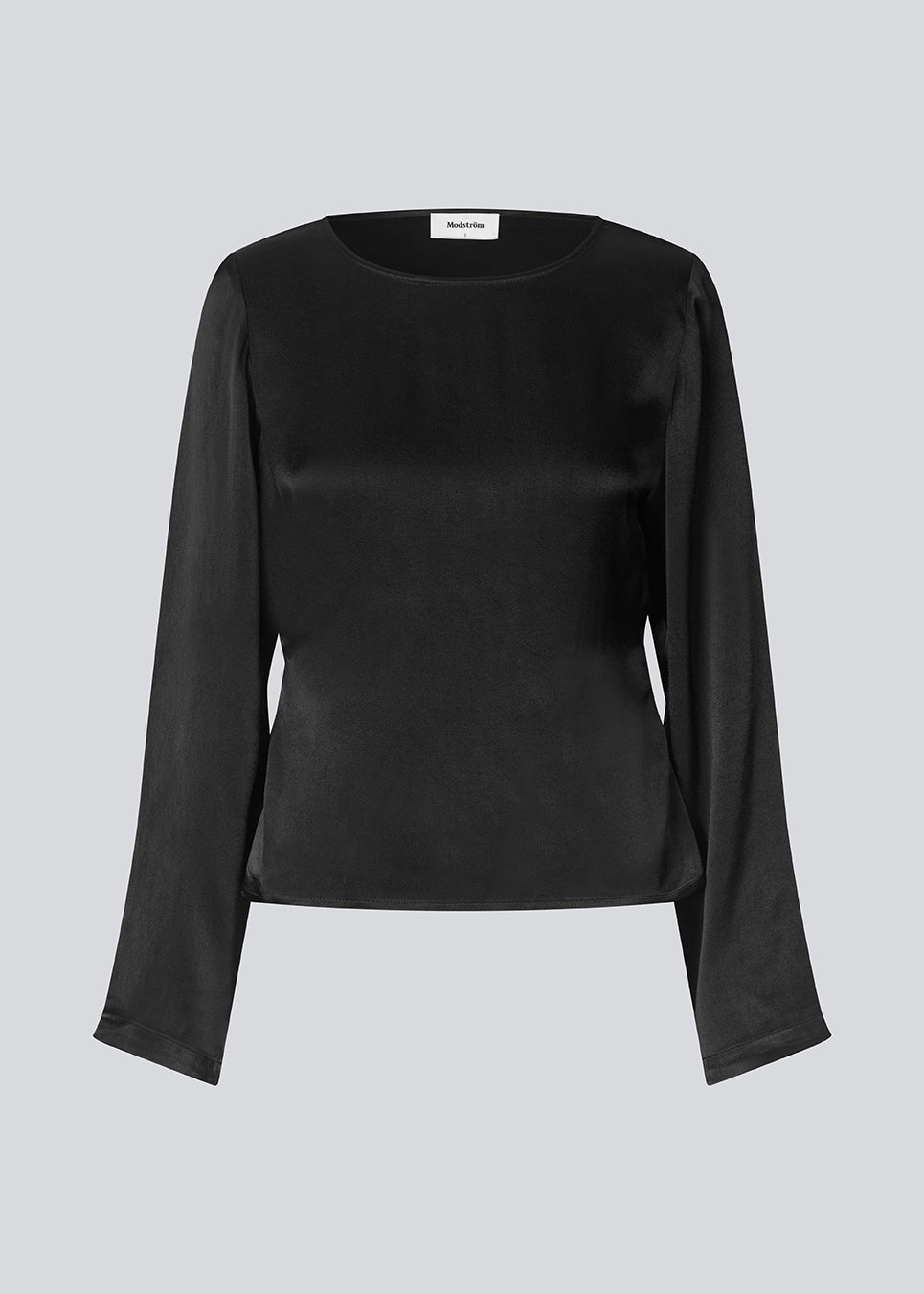 Long sleeved satin top. The Royalmd top has a round neckline and an elegant, classic look – ideal for both daily wear and festive events.