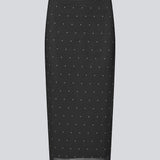 Form-fitting mesh skirt with polka dots and petticoat. Made from 92% recycled polyester, the Samalamd Print Skirt combines stretchability with comfort.