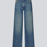 Cool basic jeans in vintage blue wash. Solangemd jeans have wide legs, belt loops, a hidden zipper closure and spacious pockets at the front and back. A versatile must-have with a raw and stylish look.