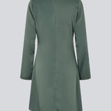 Short dress in green with flattering gathering at the waist and slight waterfall neckline. TailorMD dress is made in a beautiful satin and has long sleeves and an invisible zipper in the back.