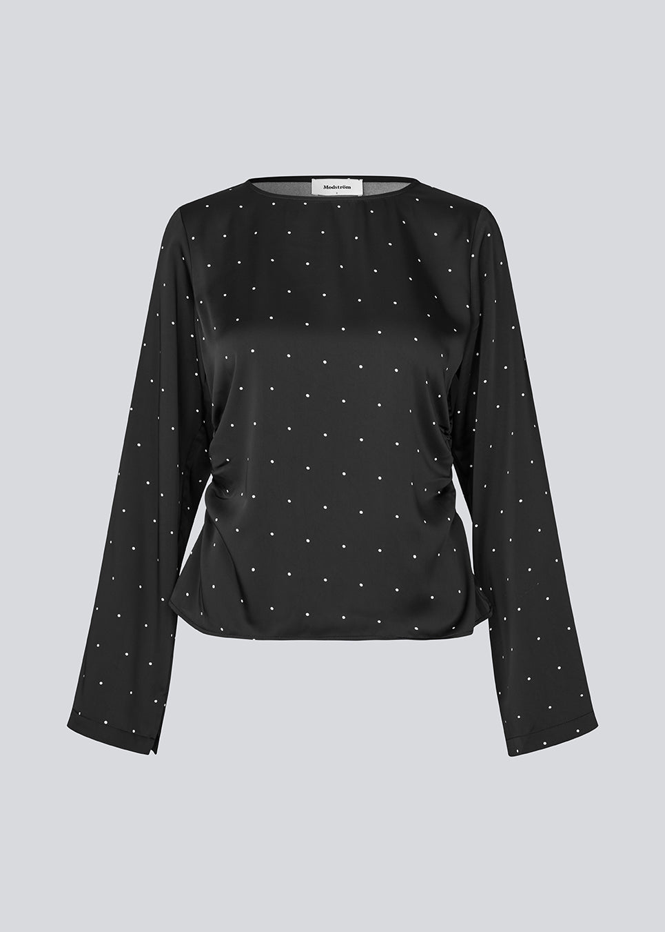 Sleeveless satin top. The TailorMD print top has a flattering open back and tie closure – elegant and feminine with a modern edge.
