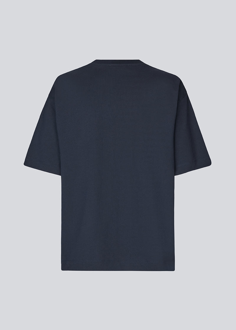 Short-sleeved t-shirt in navy with logo in cotton jersey. Takoda t-shirt has a casual fit a round neck.