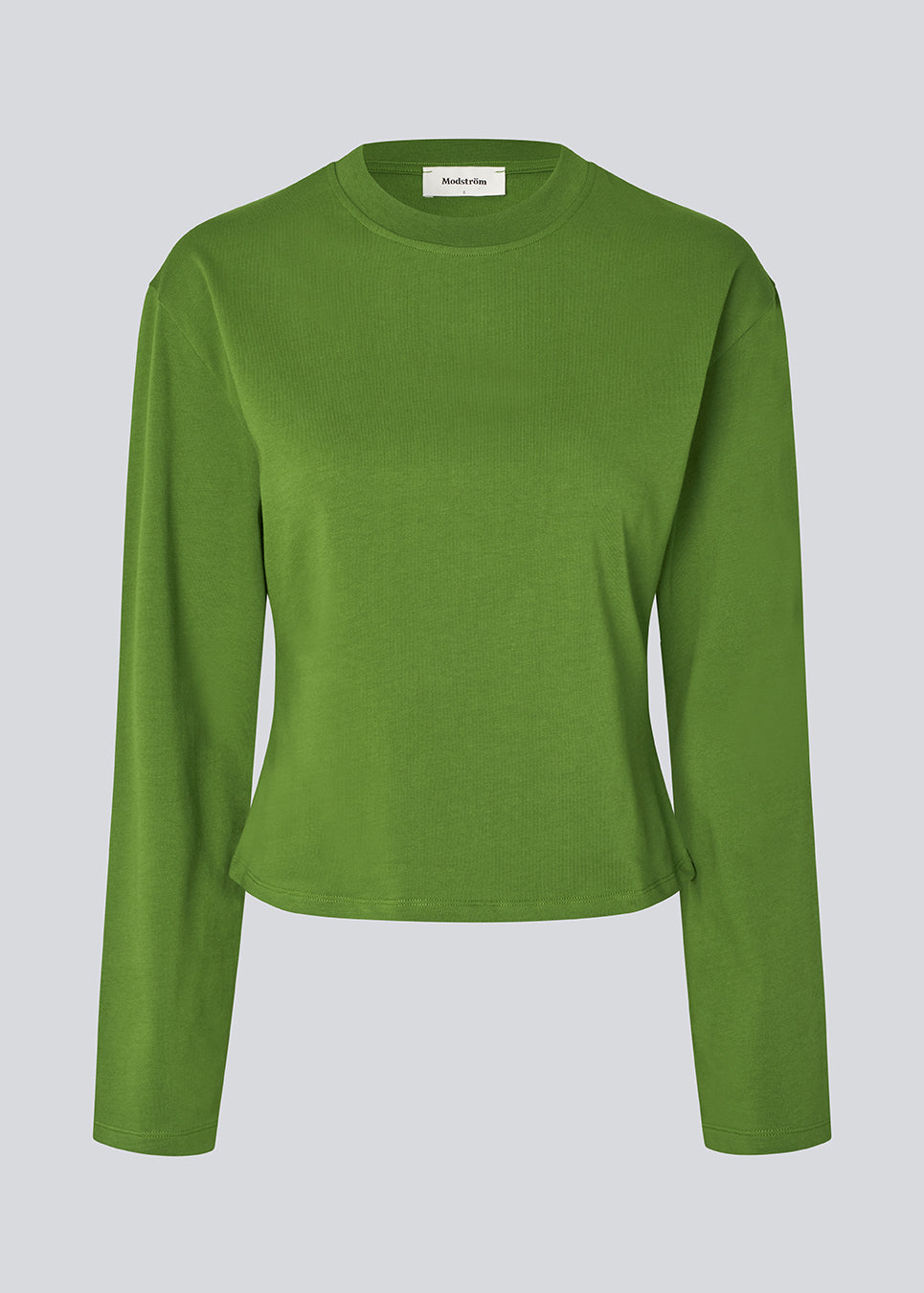 Light cropped T-shirt in soft 100% organic cotton. The TampaMD T-Shirt features a round neckline, long sleeves, and a fitted silhouette - a sleek and trendy wardrobe essential, perfect for layering or casual looks.