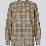 Classic oversize shirt in flannel in beige. TappoMD shirt has a chest pocket, button closure in front and a manchet with button closure.&nbsp;
