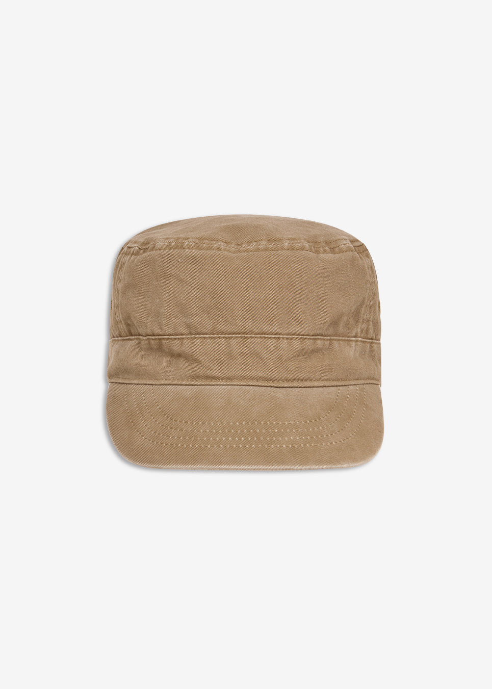 Thomasmd has a short curved brim, metal eyelets at the sides and visible topstitching.&nbsp;