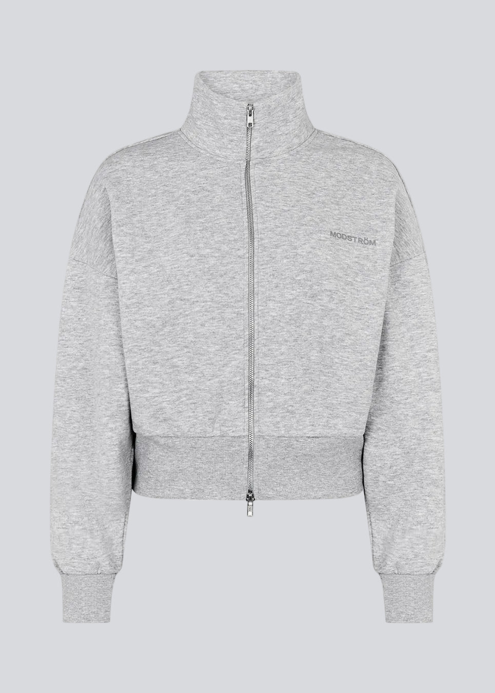 Tiamd 2way zip cardigan is designed with a high collar, a two-way zipper, and a relaxed silhouette for a cool and effortless look. A comfortable wardrobe favourite that can easily be styled for both everyday wear and matching co-ord sets.