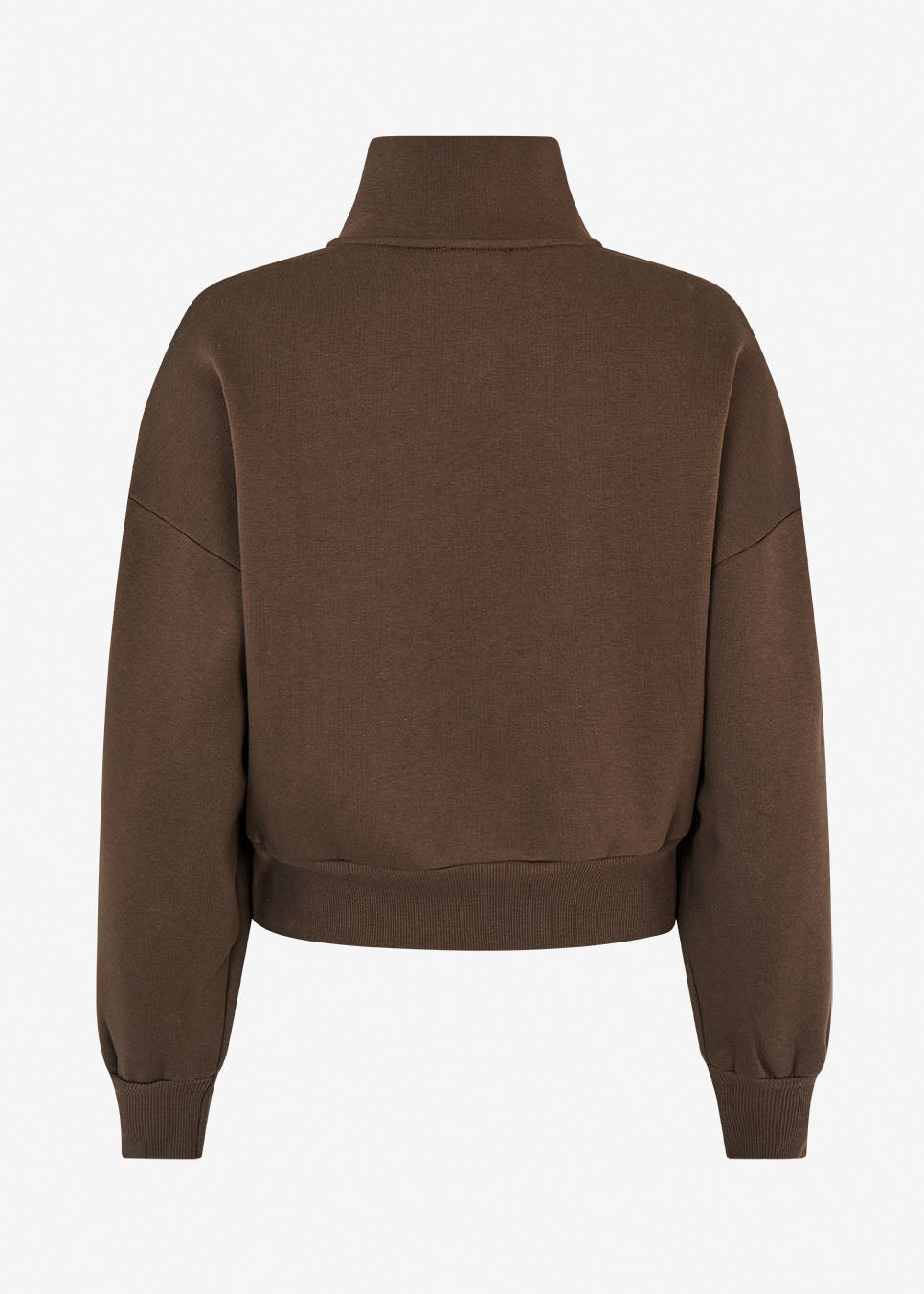 Tiamd 2way zip cardigan is designed with a high collar, a two-way zipper, and a relaxed silhouette for a cool and effortless look. A comfortable wardrobe favourite that can easily be styled for both everyday wear and matching co-ord sets.