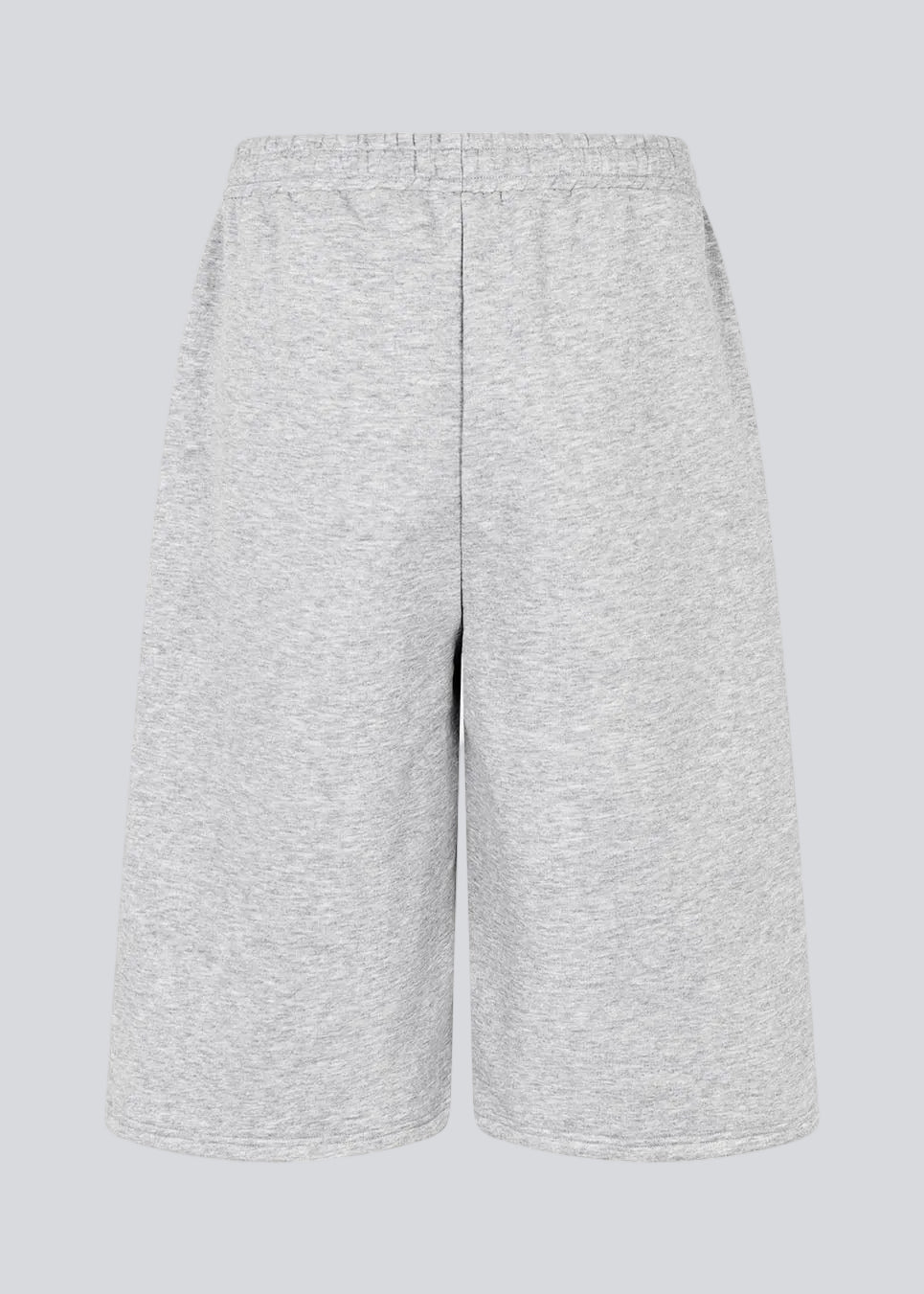 Tiamd long shorts are designed with an elasticated waistband and a longer, loose fit for a modern and comfortable feel. Perfect for casual everyday outfits or as part of a cool matching sweat set.
