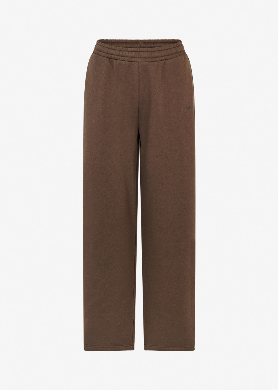 Tiamd straight pants feature an elasticated waistband and straight legs, creating a modern and laid-back silhouette. Perfect for casual everyday looks or paired with the matching sweatshirt for a cool, sporty set.