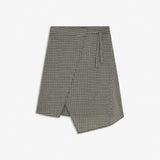 Tikkamd Skirt is a midi skirt with an asymmetric silhouette and classic checked pattern. The design features a wrap-effect front, tie detail at the waist and a small slit. Style it with the Tikkamd Top or Tikkamd Shirt for a complete checked look.