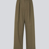 Suit pants in Twill with wide legs and pleats at the top. ToreMD pants has a medium-high waist, zipper, side pockets and paspoil pocket in the back.