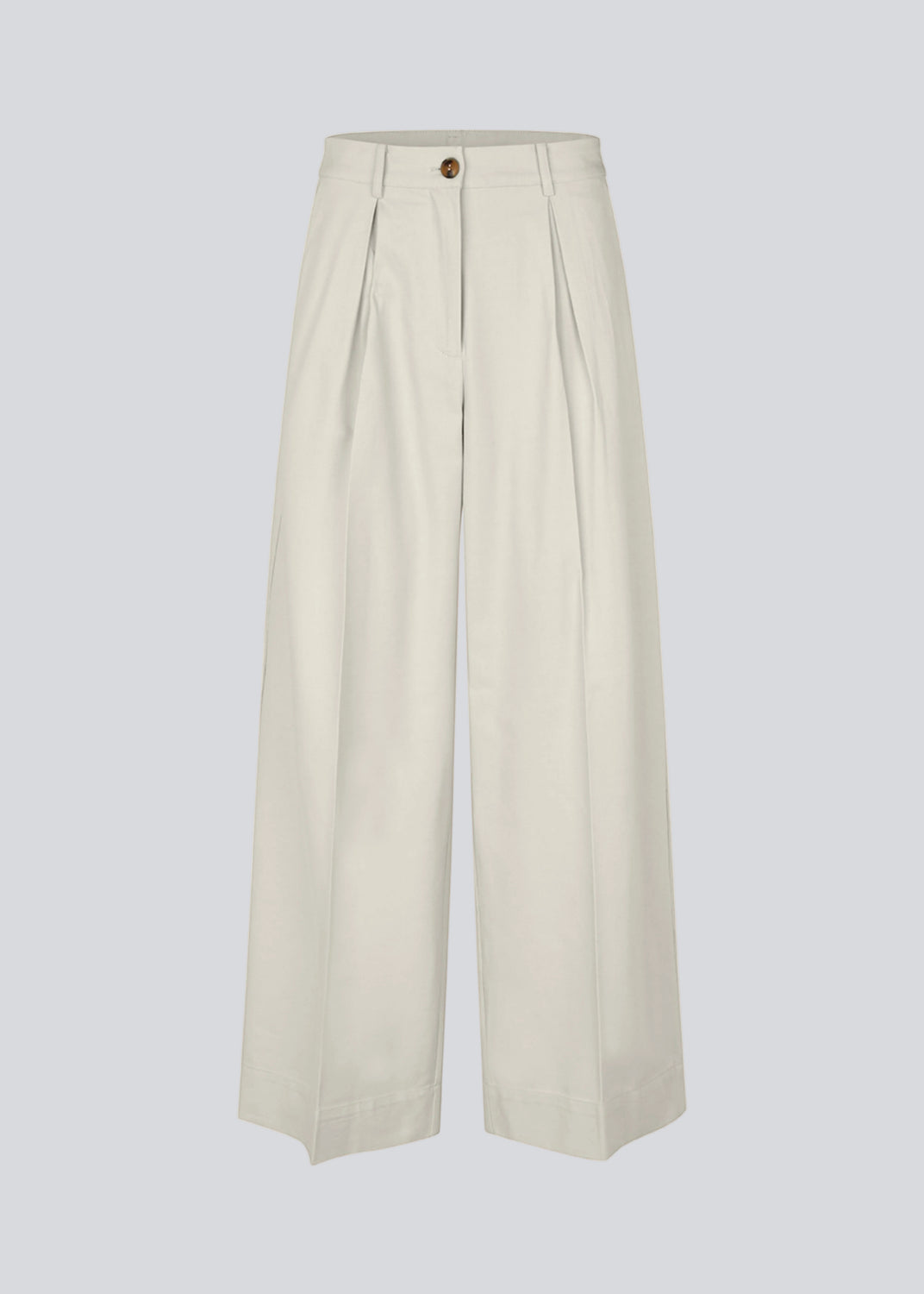 Suit pants in Twill with wide legs and pleats at the top. ToreMD pants has a medium-high waist, zipper, side pockets and paspoil pocket in the back.