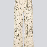 Printed jeans in soft cotton denim. The UlianaMD Jeans feature straight legs, a concealed zip fastening, and front and back pockets – a modern twist on a classic. The model is 175 cm and wears a size S/36.

Style the pants with the matching shirt: ulianamd shirt

Material:
97% Cotton
3% Elastane