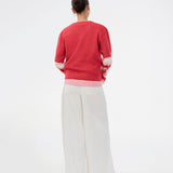 Striped long-sleeved T-shirt in red and pink. The UlvaMD Stripe LS T-shirt features a round neckline, a relaxed fit, and a discreet chest logo. A fresh and casual style with a timeless expression. The model is 175 cm and wears a size S/36.


Material:
52% Cotton
48% Polyester