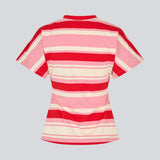 Fitted T-shirt with fresh red and pink stripes. The UrbanMD Stripe T-shirt features short sleeves, a round neckline, and delicate ruched stitching at the waist that accentuates the silhouette. A discreet chest logo completes the modern look. The model is 175 cm and wears a size S/36.

Material:
52% Cotton
48% Polyester