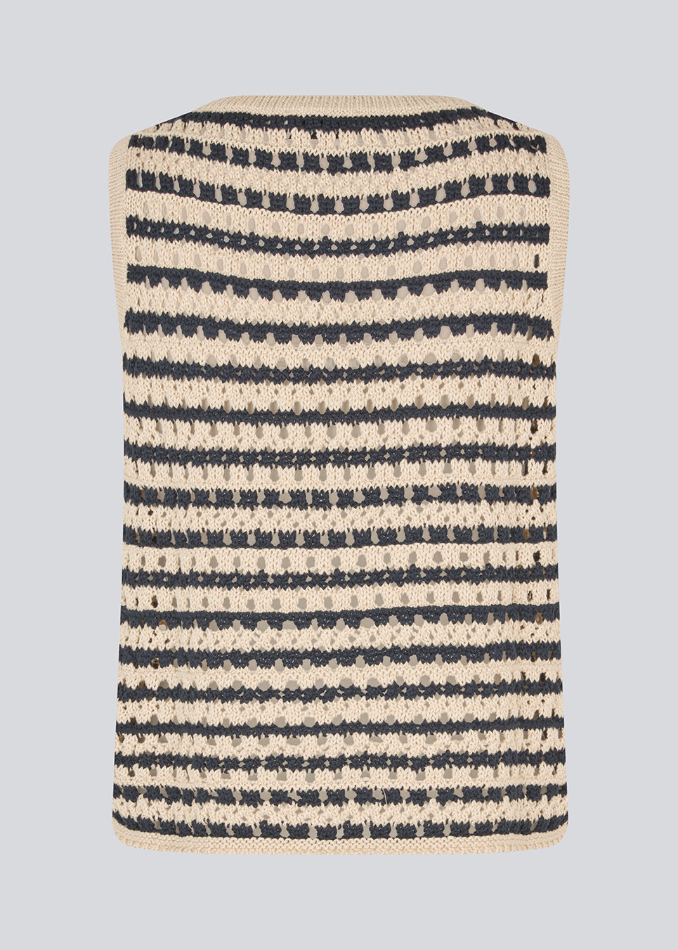 Knitted sleeveless top in beige and navy with an openwork pattern and stripes, perfect for layering. The VesterMD top is made from 100% organic cotton and features a classic round neckline.