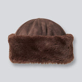 Brown hat in a soft faux suede material with faux fur details. Feddiemd hat has a wide and folded edge.
