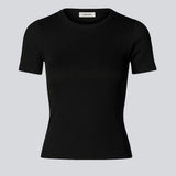 Basic t-shirt in black in soft cotton rib with stretch. Igormd short t-shirt has a tight fit with short sleeves.&nbsp;
