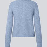 Light blue fitted cardigan in soft knit. The TreeMD cardigan features a round neckline and delicate buttons in a matching color, highlighting its simple and feminine expression.
