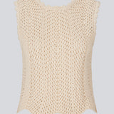 Crochet top in beige without sleeves in organic cotton. CaryMD top has detailed trimmings and a deep v-neckline in the back. The model is 177 cm and wears a size S/36.
