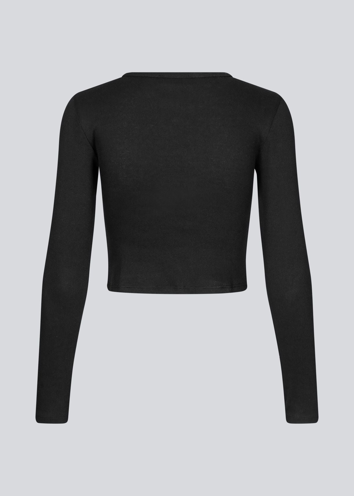 Soft basic crop top in black in soft cotton rib with stretch. IgorMD LS crop top has a tight, cropped fit with long sleeves.