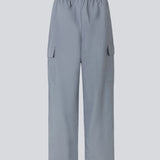 Cargo pants in the color dusk in nylon with elastic waistline and adjustable hems with elastic drawstrings. TrentMD pants have patch pockets on the legs.