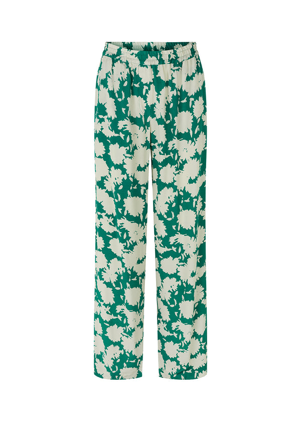 Pants in a woven, floral EcoVero viscose quality. AllisonMD print pants have straight, wide pants and a medium waist with covered elastic. Complete the look with the matching shirt.