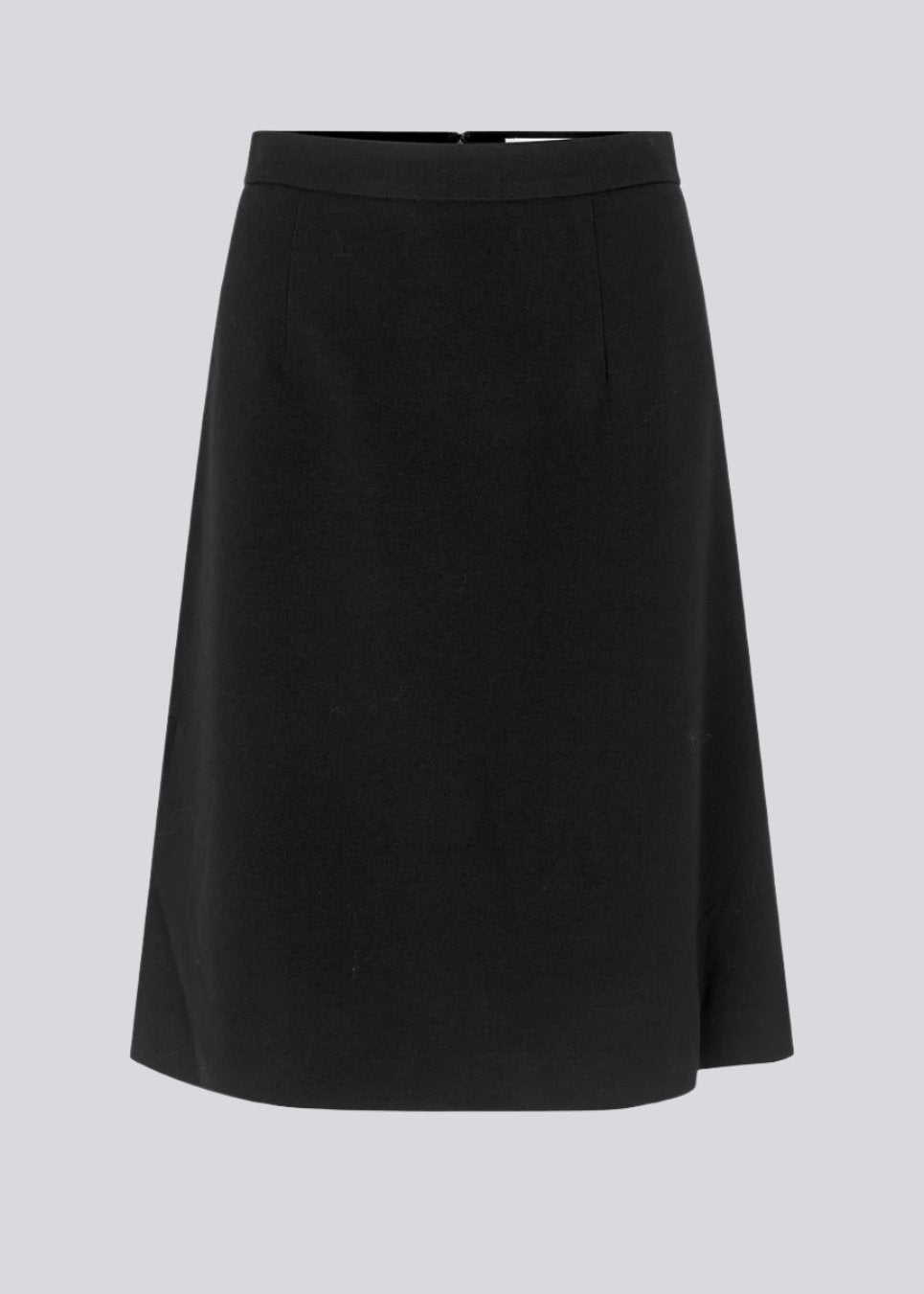 Knee-length skirt with a high waist and a hidden zipper in the back. The silhouette of AnkerMD skirt is A-shaped.  Buy matching blazer: AnkerMD blazer, in the same color to complete the look. 