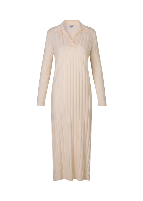 Midi dress in beige in rib knit in a figure-hugging fit with long sleeves and slits in both sides. AveryMD dress has a v-neckline and collar in narrow rib.