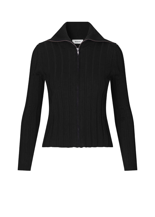 Rib-knitted cardigan in black with a fitted silhouette. AveryMD t-neck has an extra-wide collar, long sleeves and zipper in front.