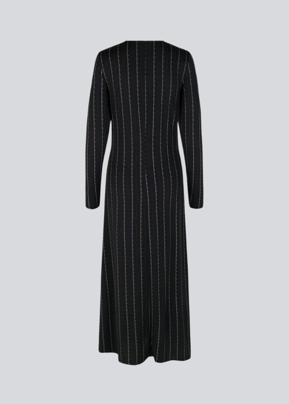 Tight dress in the color: Love Love Blue stretchable quality with print and A shape.BartoMD dress has long sleeves and V-neckline with wrinkle detail at the waist.