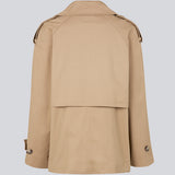 Short trench coat in a cotton quality with concealed buttons down the front. Clara jacket has an oversized silhouette and classic details. Lined.  The model is 177 cm and wears a size S/36.
