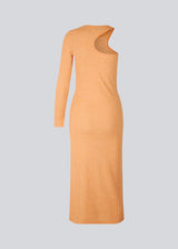  Long dress in a flecked wide rib. The dress has a tight silhouette, round neck, and a one shoulder detail with a strap on the bare shoulder. The model is 177 cm and wears a size S/36.