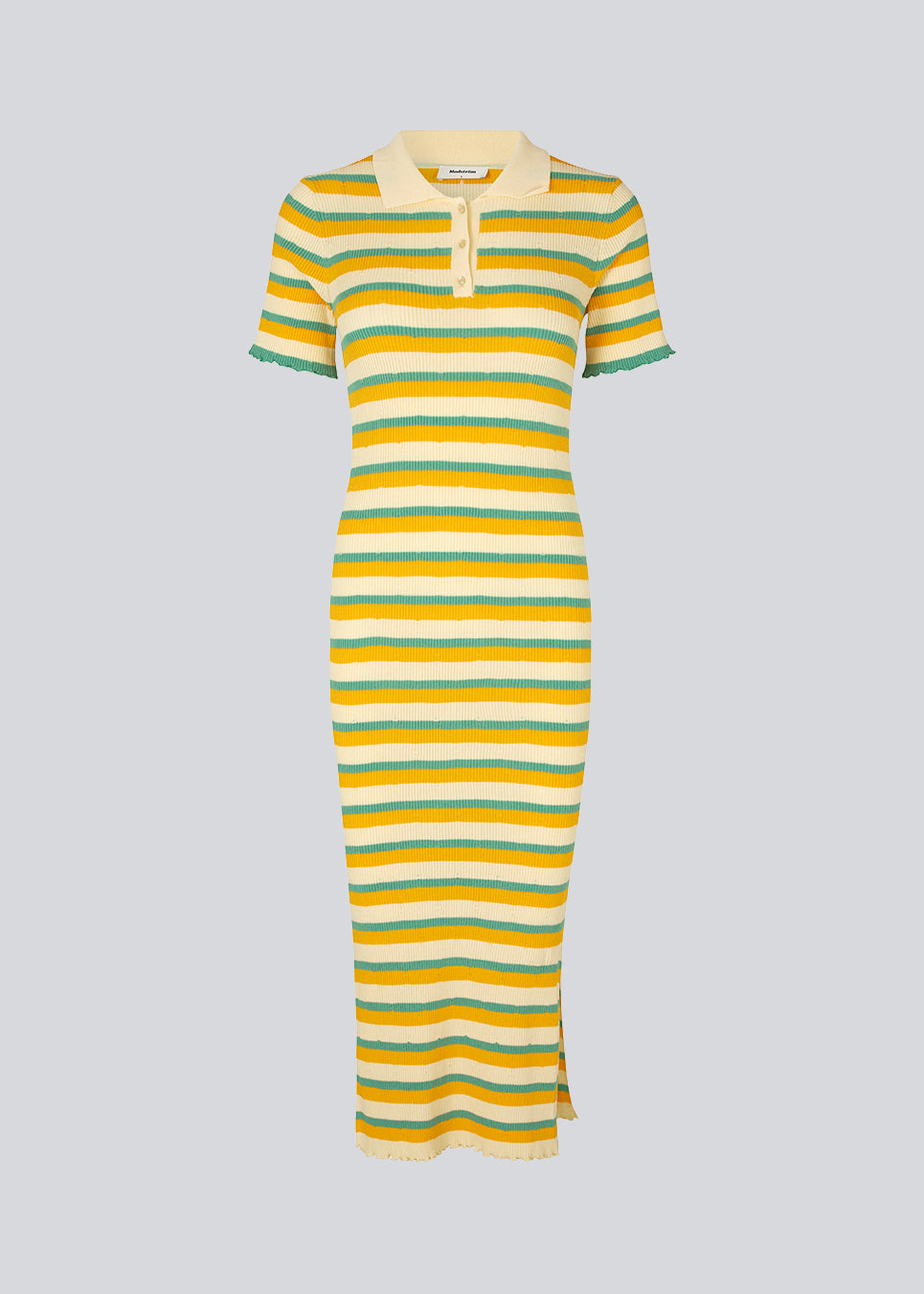  Tight fit long dress in a stretchy quality with stripes. DorisMD dress features a polo collar with buttons, short sleeves, and lettuce hems. The model is 177 cm and wears a size S/36.