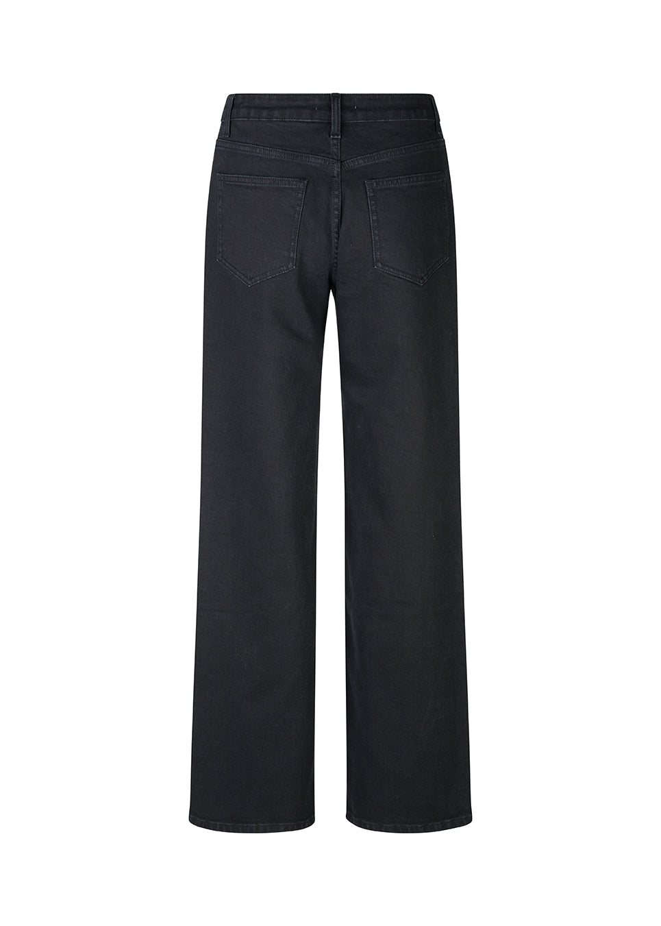 Cool jeans in black in a nice organic cotton quality. EltonMD jeans are high waisted and have wide, straight legs.